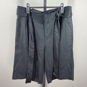 NEW Banana Republic Avery Shorts Womens 6 black crop capri preppy classic